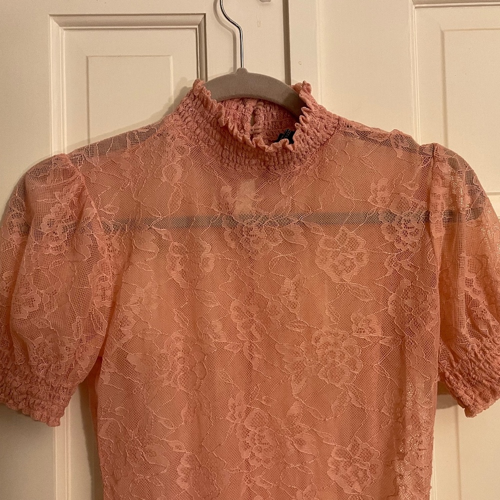 Forever 21 Blush Pink Lacer Mock Neck Bodysuit Sz s